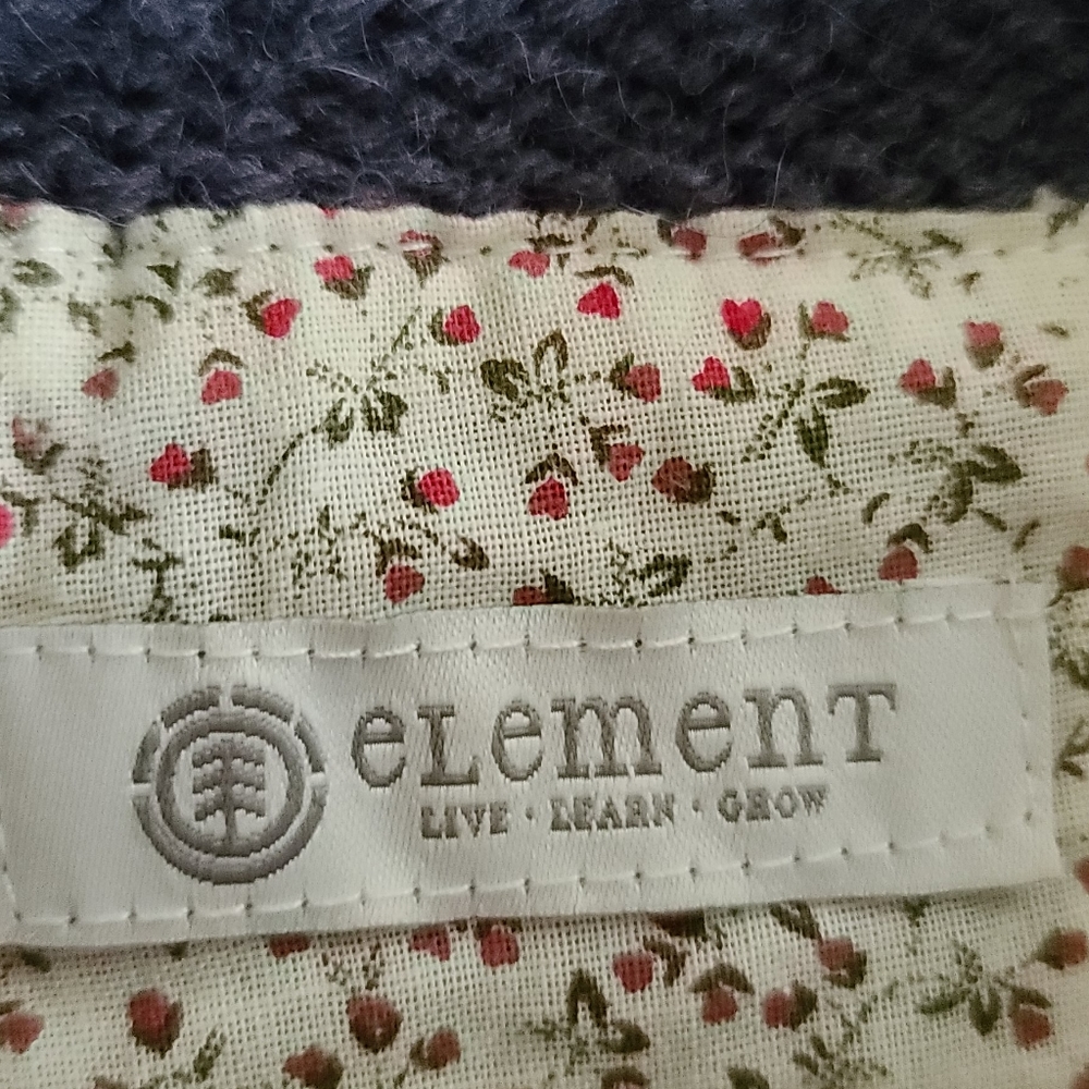 element sweater size medium - Picture 3 of 7